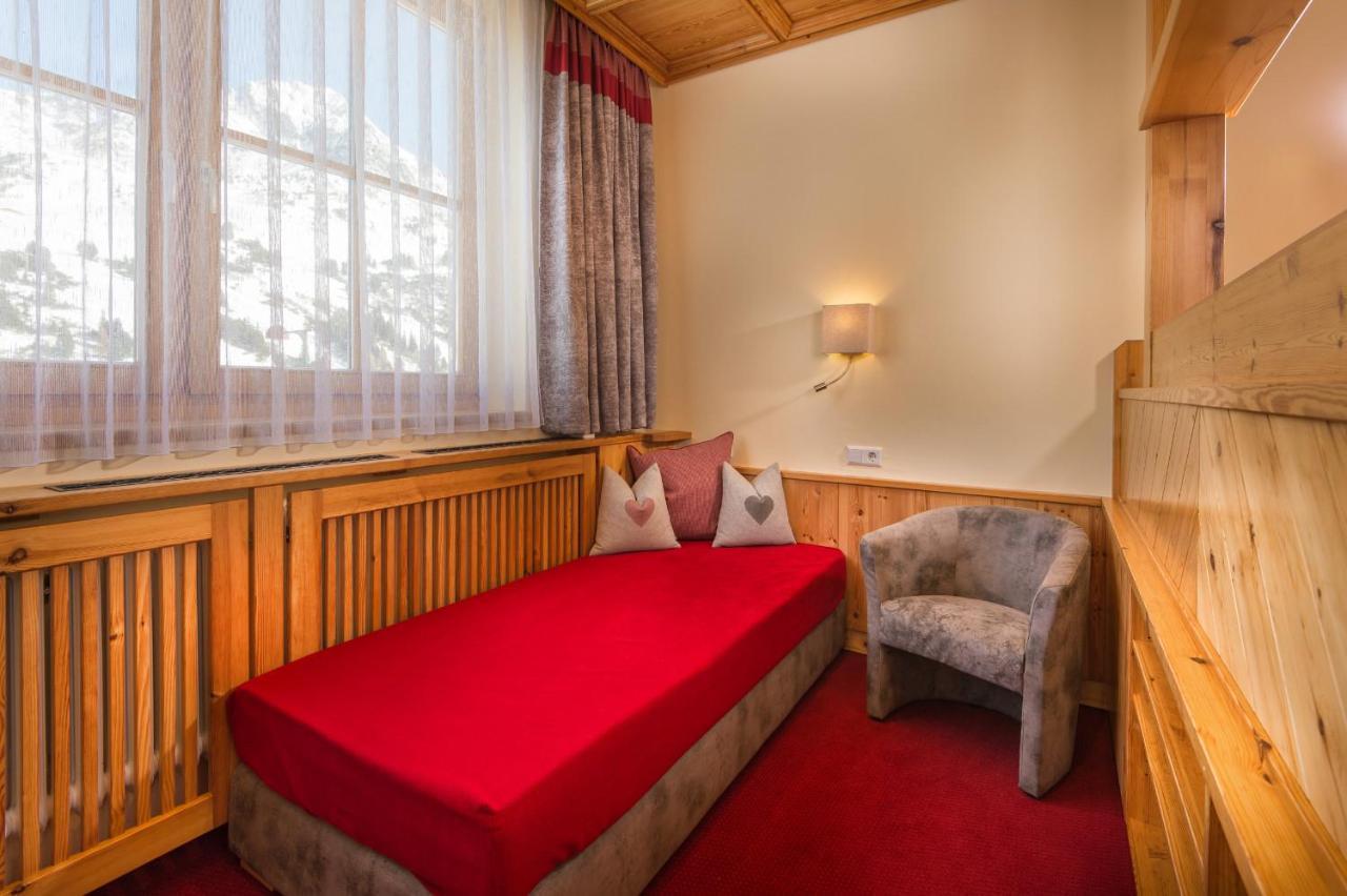 Hotel Garni Haus Tyrol Obertauern Extérieur photo